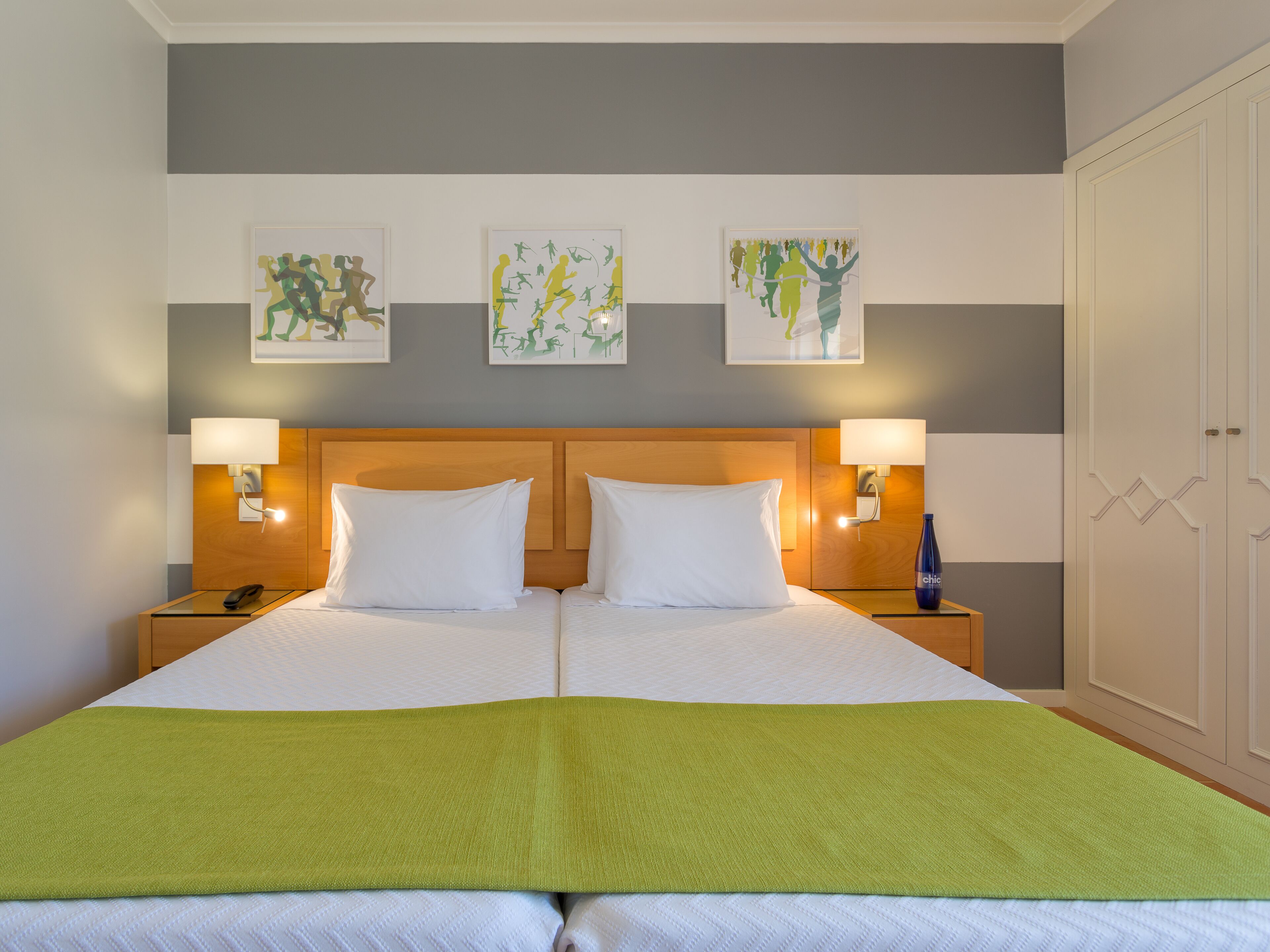 In-room safe, desk, blackout drapes, soundproofing