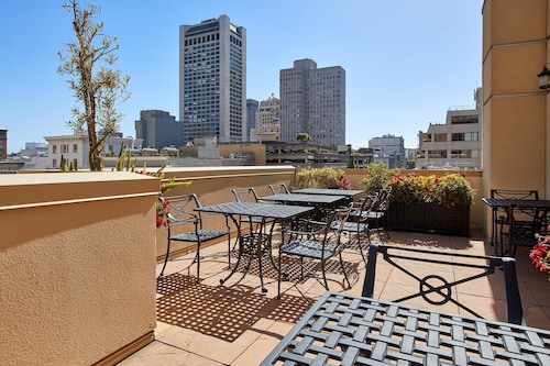 オーチャード ガーデン ホテル