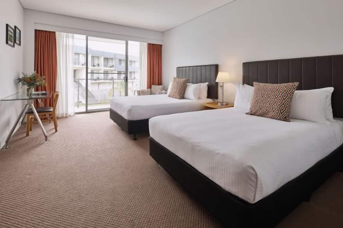 1 bedroom, minibar, in-room safe, desk