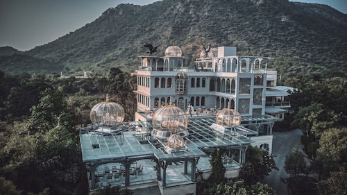 The Royal Retreat Resort and Spa