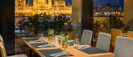 Frühstück, Mittagessen, Abendessen, internationale Küche