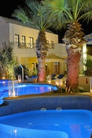 Piscina interna, piscina externa