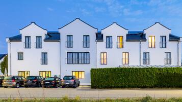 Mặt tiền nơi lưu trú