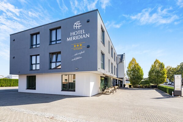 Front of property - Hotel Meridian - Landshut (Ergolding)