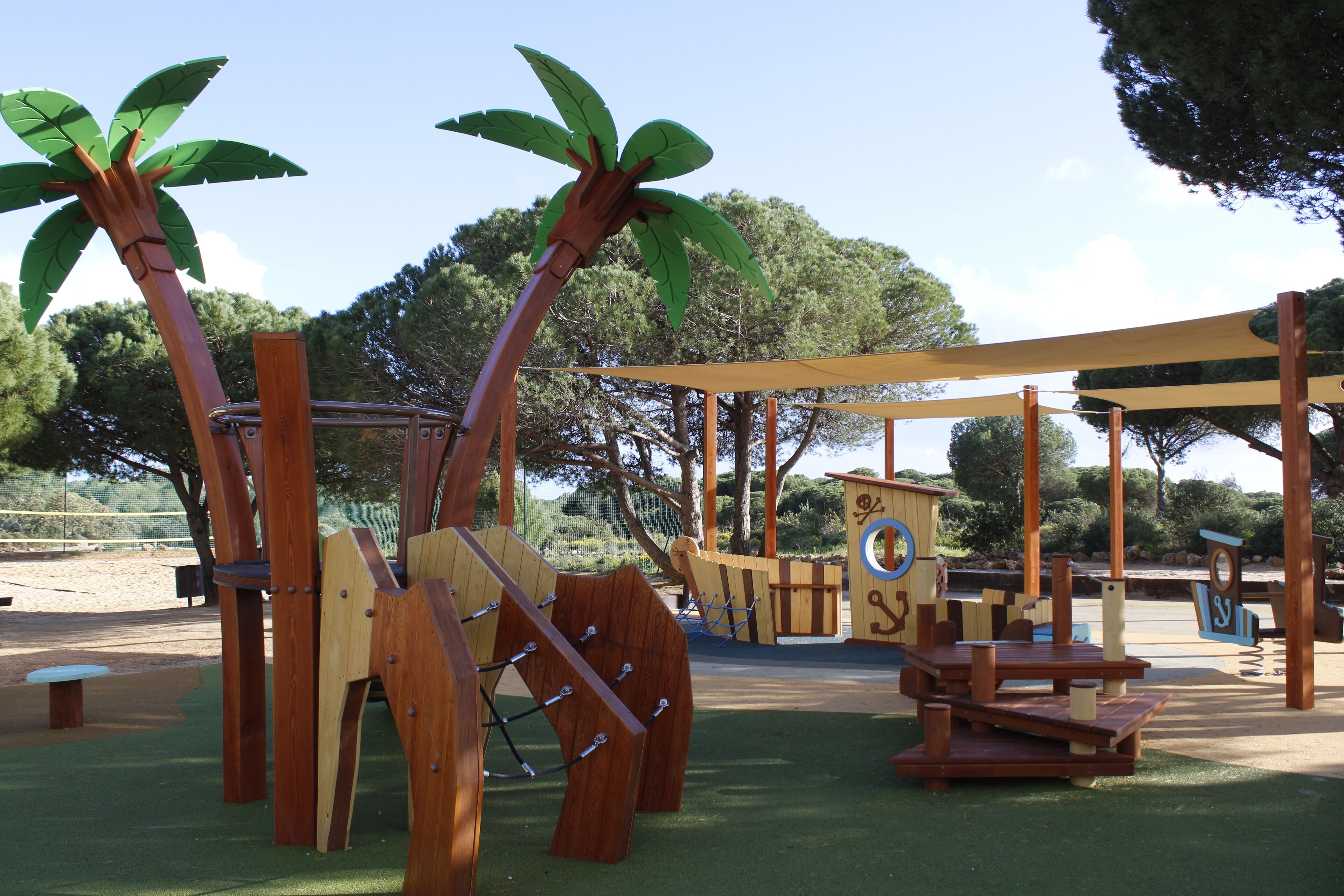 children’s play area – outdoor