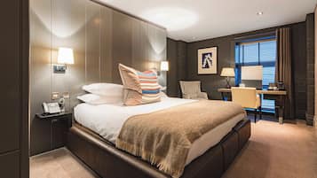 King Room | Roupas de cama premium, escrivaninha, espaço de trabalho para notebook