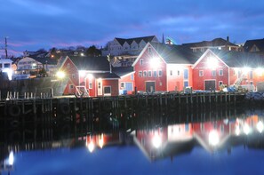 City view from property - Smugglers Cove Inn (Lunenburg)