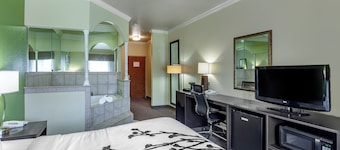 Sleep Inn & Suites Hewitt - South Waco