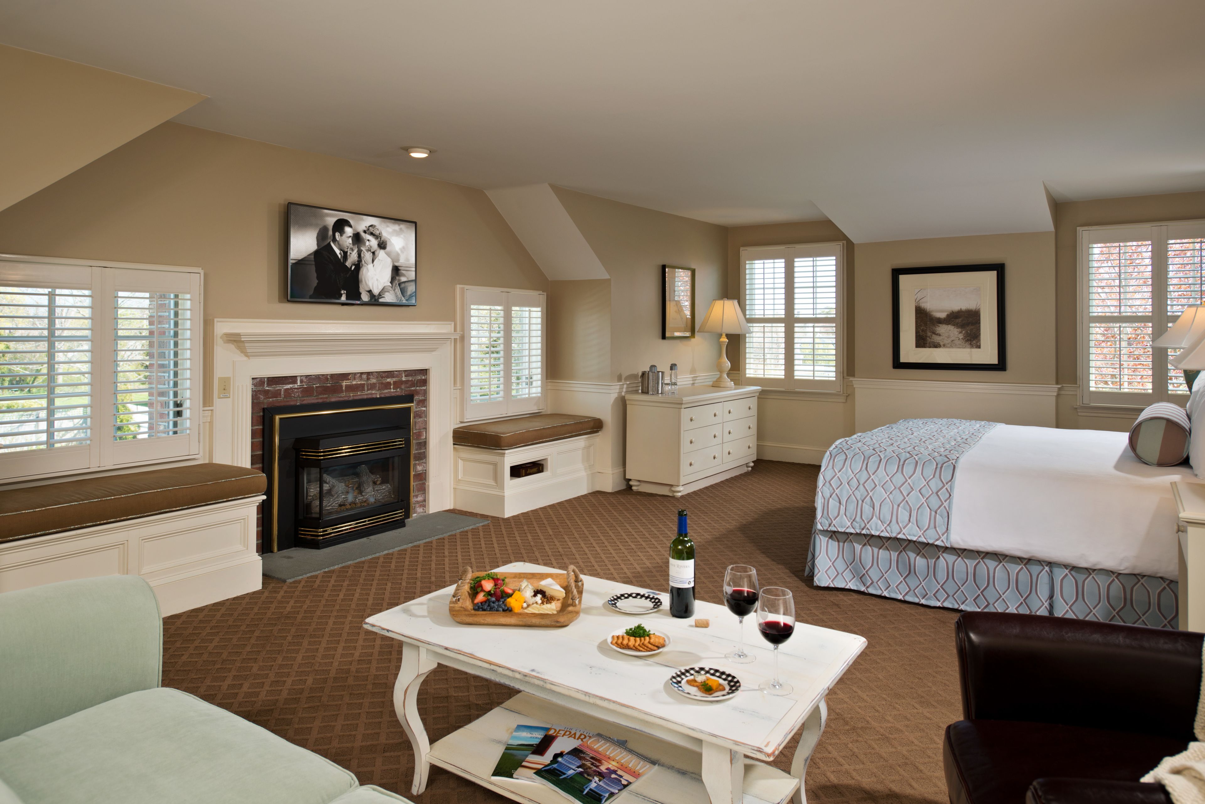 king suite | 1 bedroom, premium bedding, pillow-top beds, in-room safe