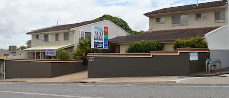 Fachada da propriedade