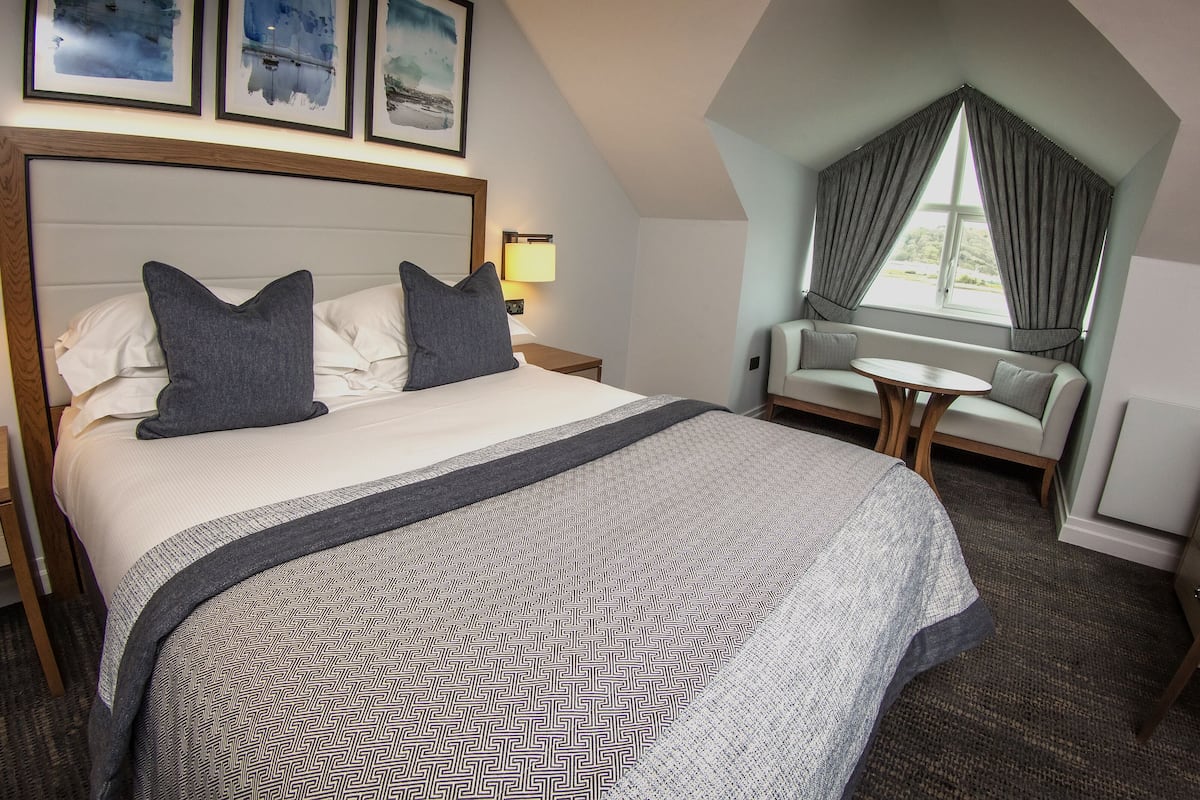 Classic Double Room | 埃及棉床單、高級寢具、房內夾萬、書桌