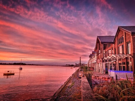 Quay Hotel and Spa - Image 2