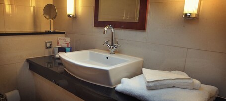 Quay Hotel and Spa - Image 50