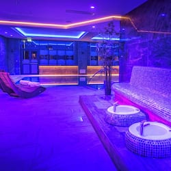 Phòng trị liệu đôi, phòng tắm hơi, phòng xông hơi, trị liệu toàn thân