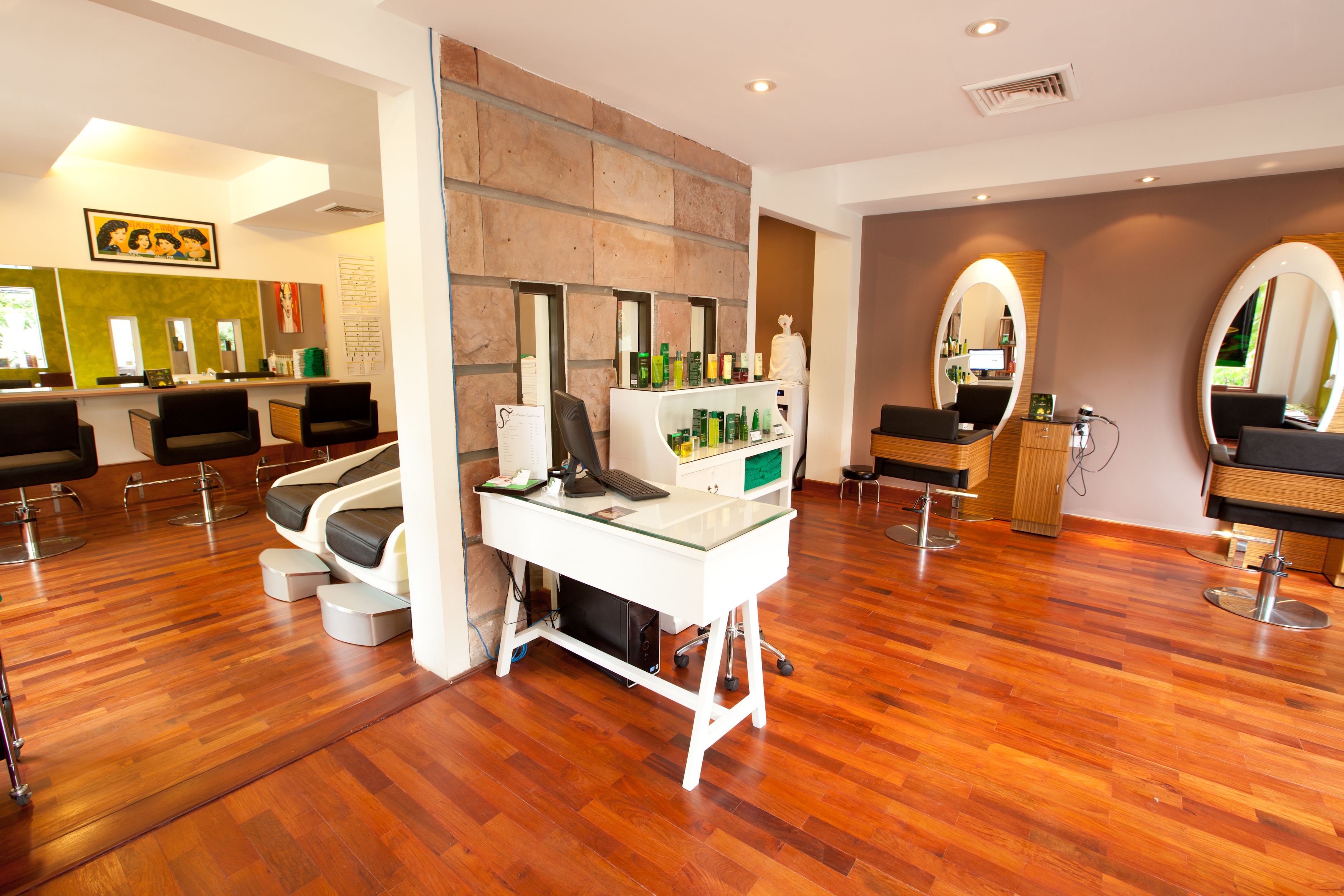 Hair salon