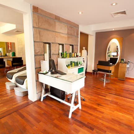 Hair salon