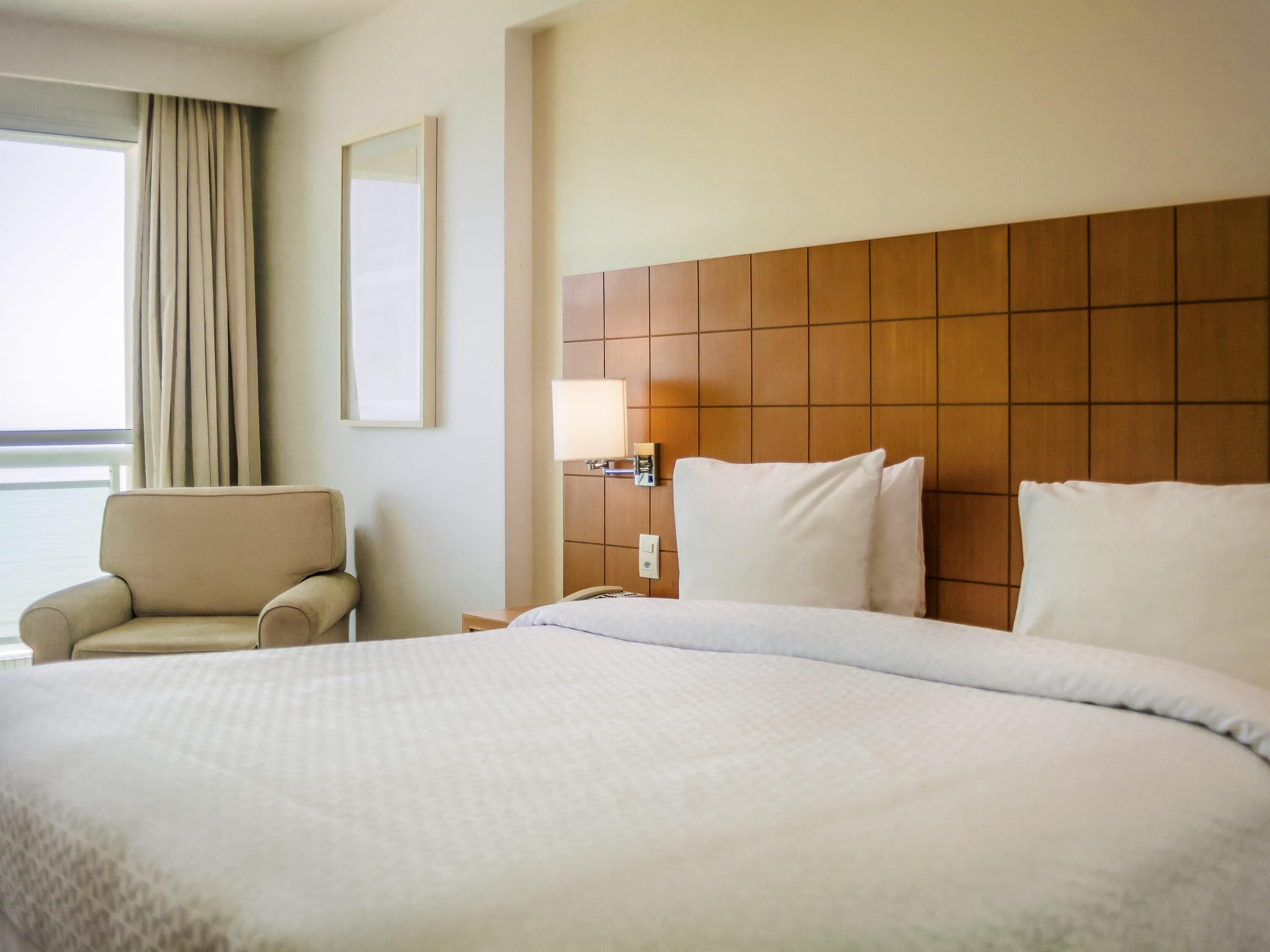 superior room, 1 queen bed | minibar, in-room safe, blackout curtains, soundproofing