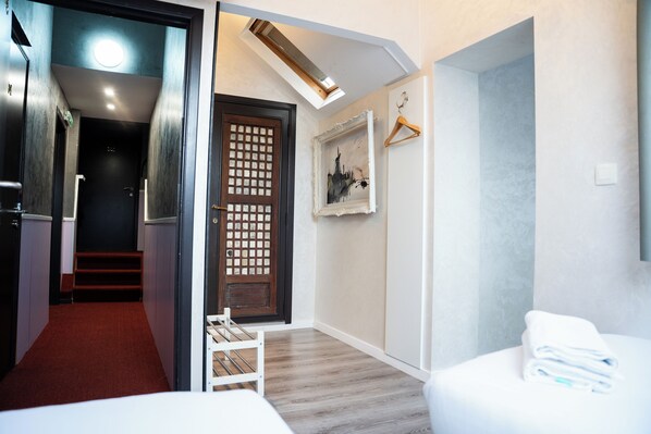 Standard-Zweibettzimmer