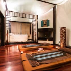 Couples treatment rooms, sauna, hot tub, body treatments, mud baths