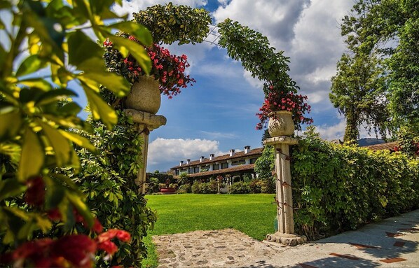 Entrada de la propiedad