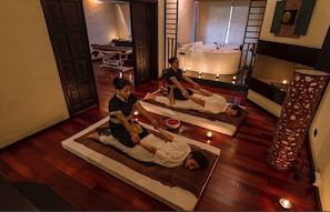 Sale per trattamenti di coppia, sauna, vasca idromassaggio