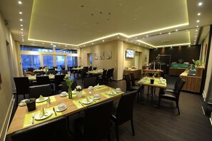 Morgenmadsbuffet hver dag mod et gebyr