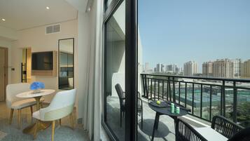 Room, 1 King Bed, Balcony (Guest) | Balcony view