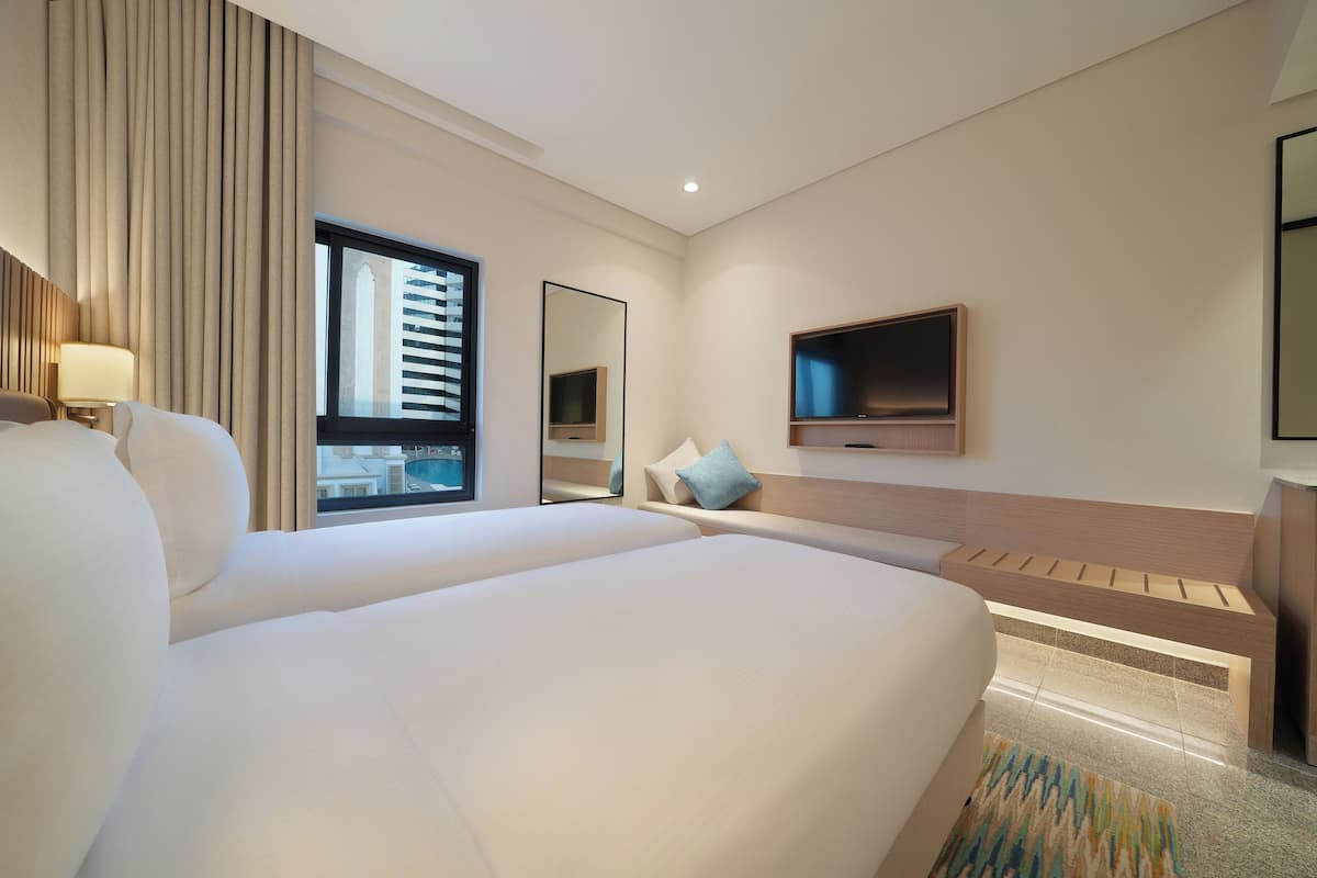 Zimmer, 2 Einzelbetten, Poolblick