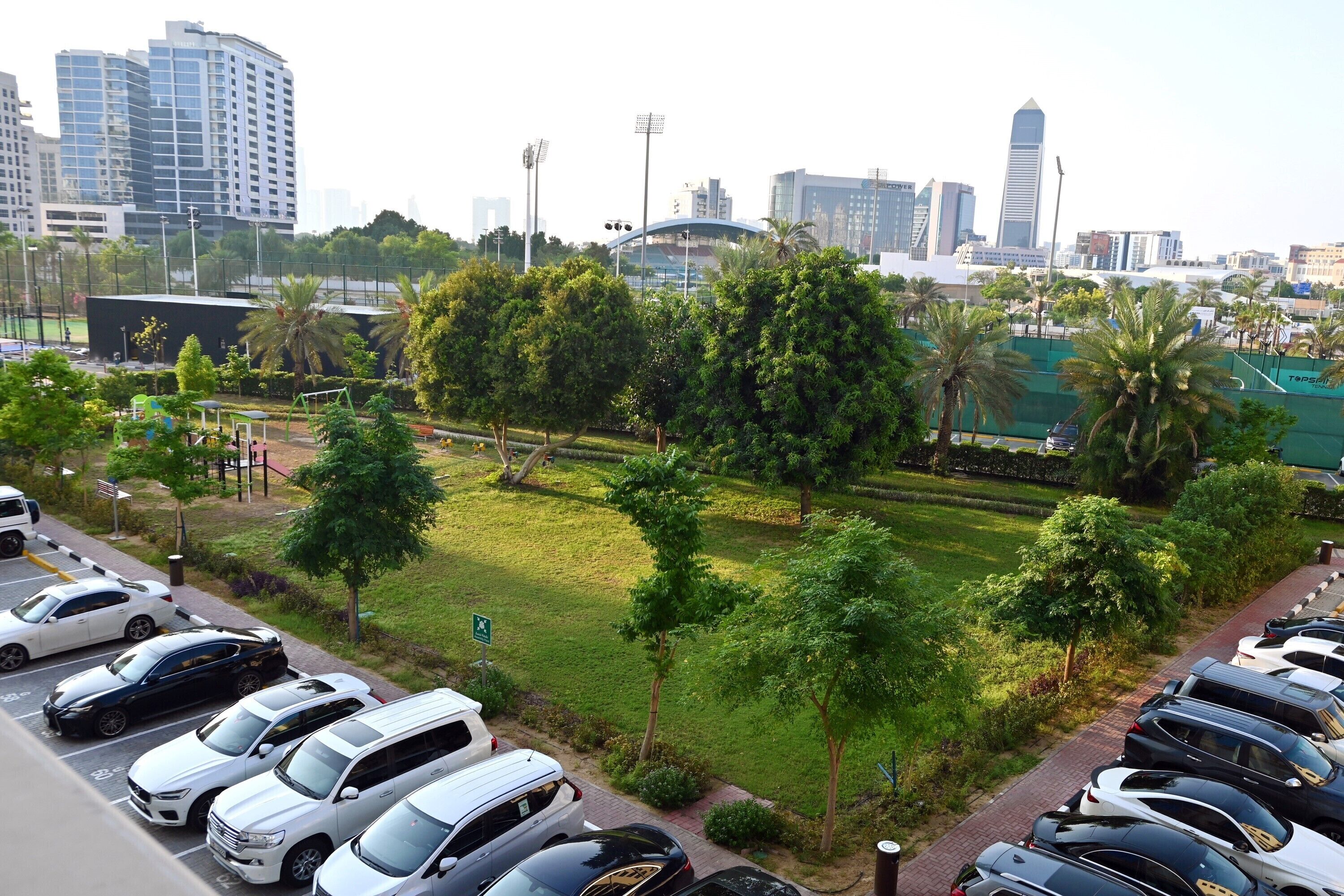 Foto - Arabian Park Dubai, an Edge by Rotana Hotel