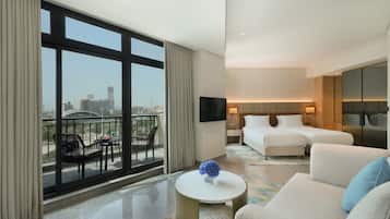 Zimmer, 2 Einzelbetten, Balkon (Spacious) | Blick auf die Stadt