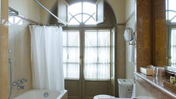 Separate tub and shower, free toiletries, hair dryer, bidet