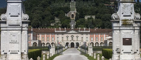 Entrada de la propiedad