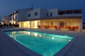 Piscina all'aperto