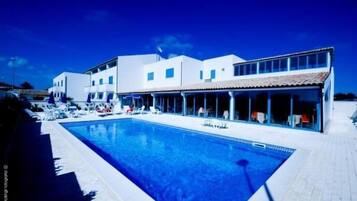 Piscina all'aperto