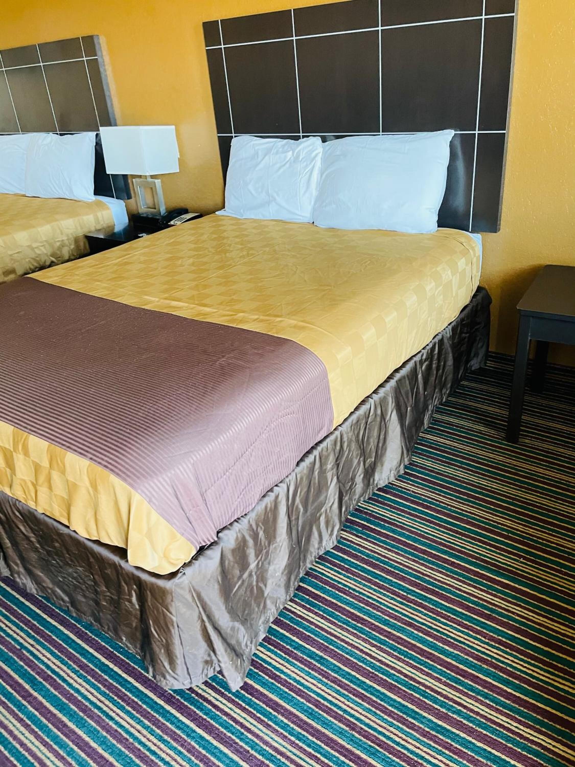 Una scrivania, ferro/asse da stiro, Wi-Fi gratuito