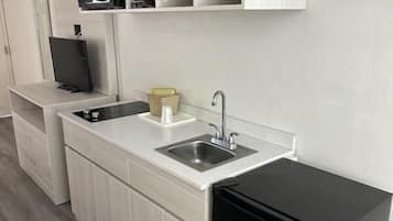 1 bedroom, soundproofing, iron/ironing board, free WiFi