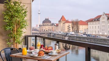 Suite mit Balkon & Spreeblick | Balkon