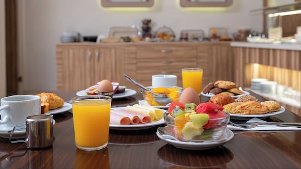 Kontinental frokost hver dag (mot et tillegg)