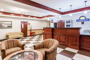 Lobby - Days Inn by Wyndham Budd Lake (Budd Lake)