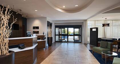 Courtyard by Marriott Austin Airport