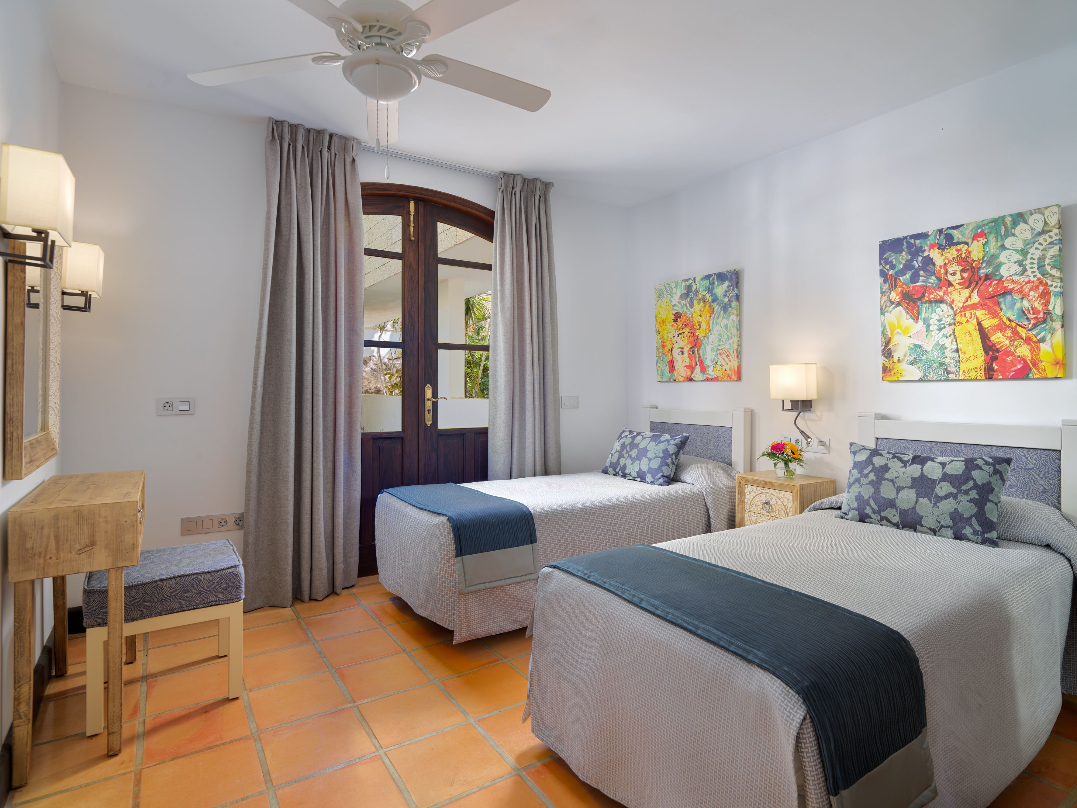 Foto - Regency Country Club, Apartments Suites