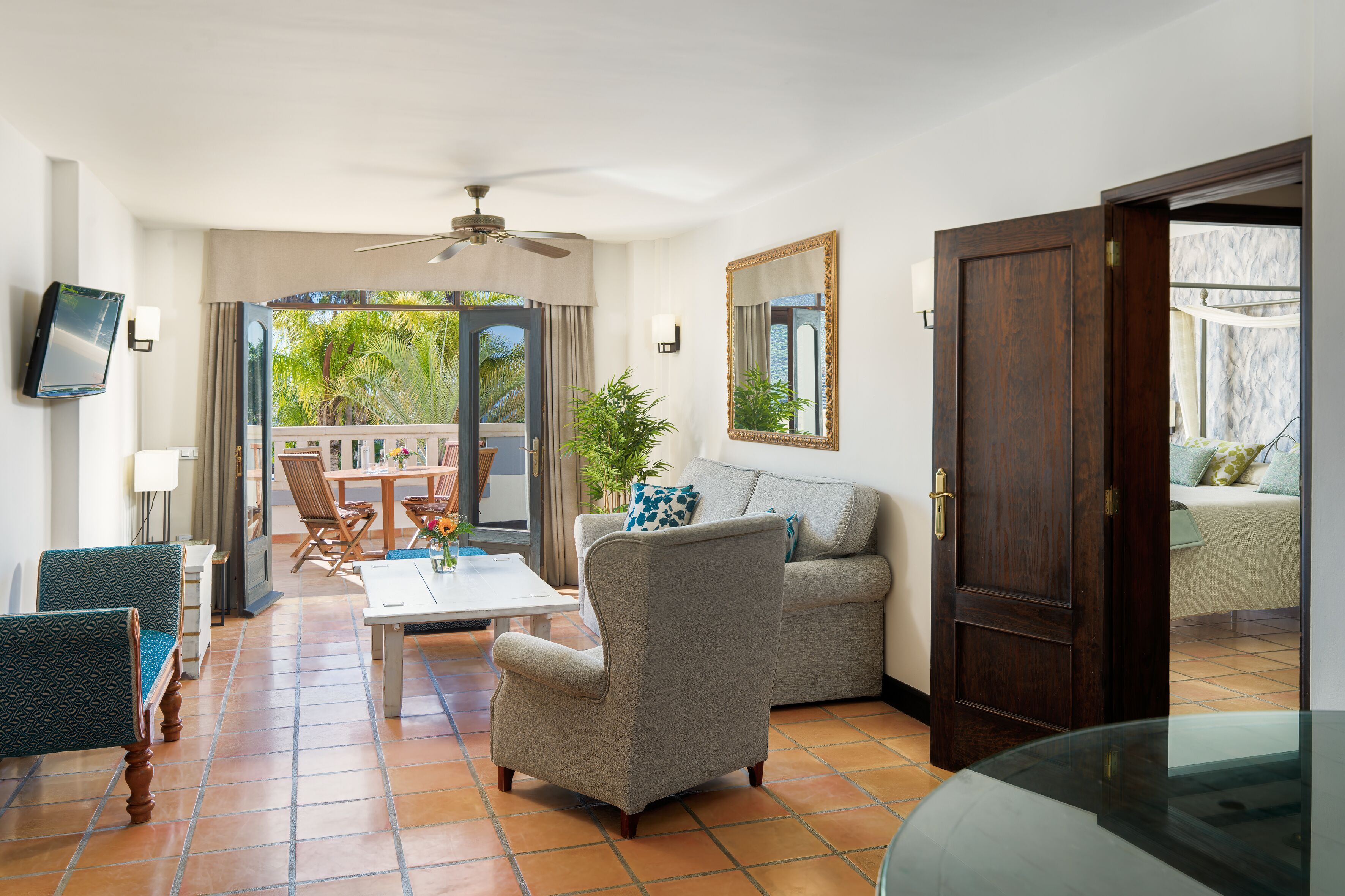 Foto - Regency Country Club, Apartments Suites