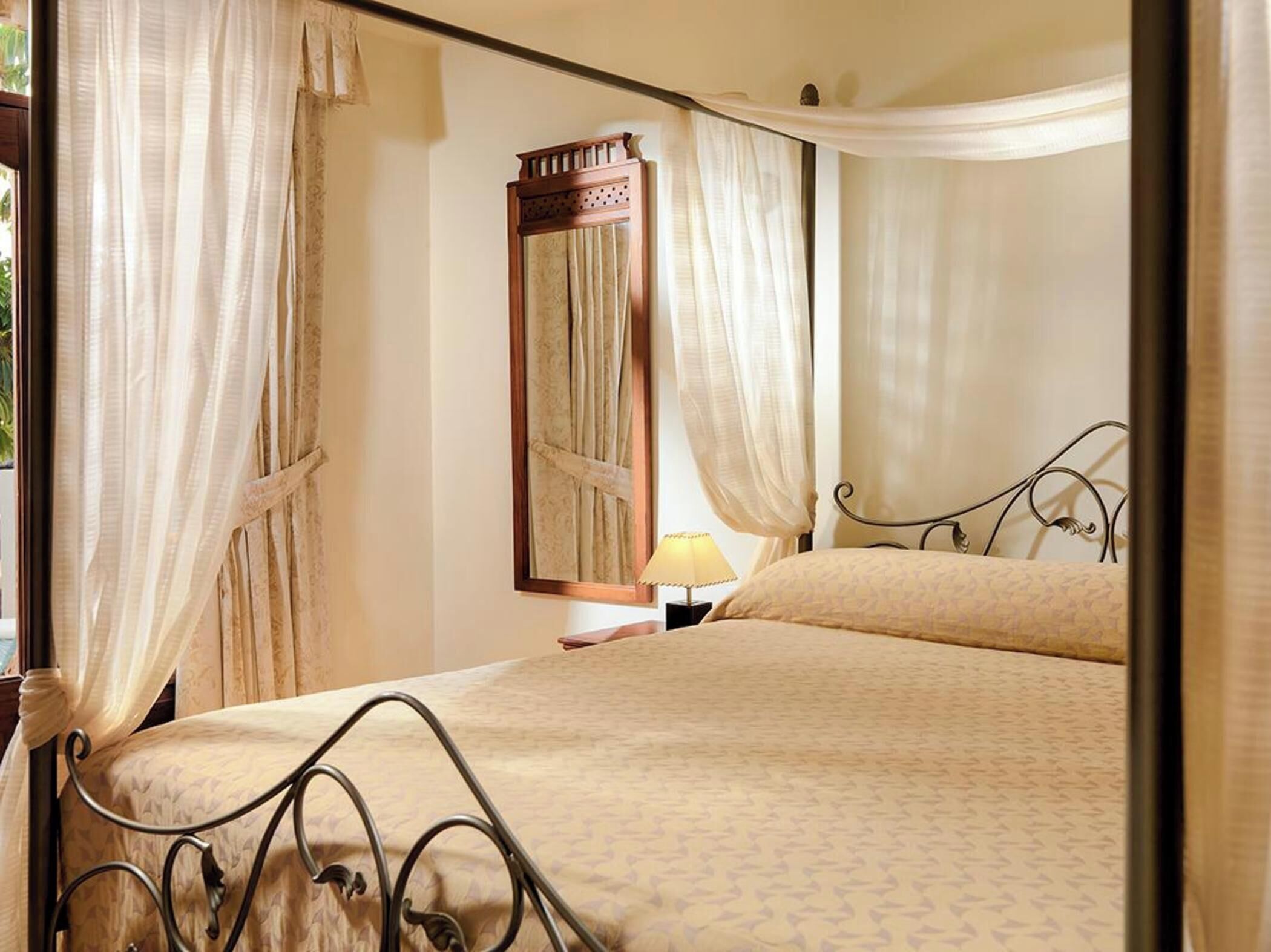 Ropa de cama de alta calidad y colchones con pillow-top 