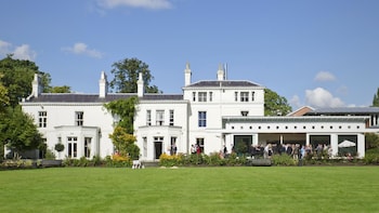 Chancellors Hotel and Conference Centre