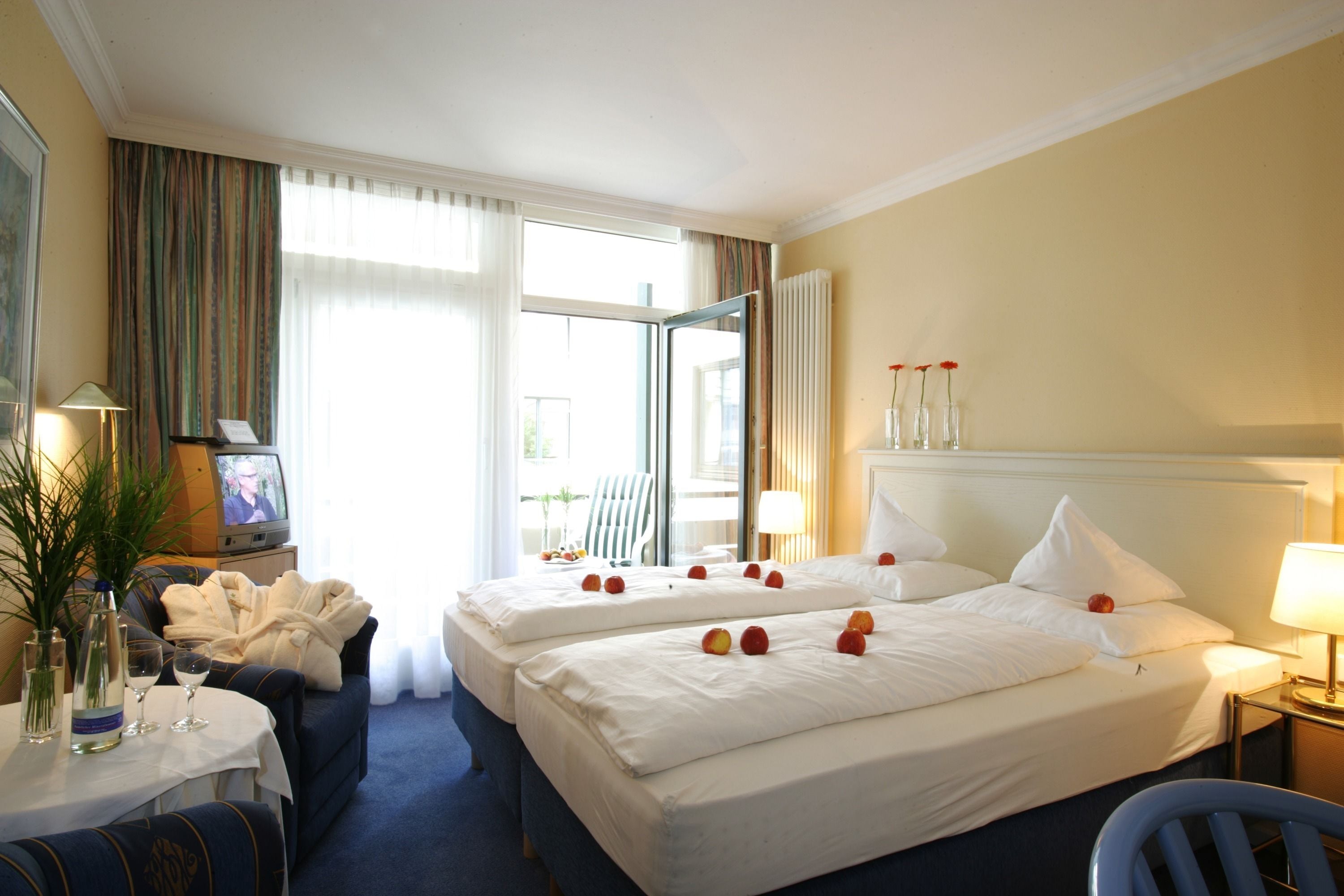 Standard-Doppelzimmer | Hochwertige Bettwaren, Minibar, Zimmersafe, individuell dekoriert