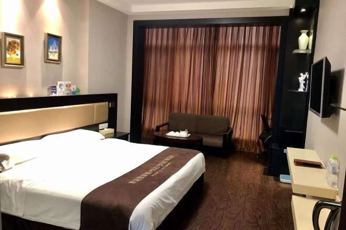 1 phòng ngủ, minibar, két bảo mật tại phòng, bàn
