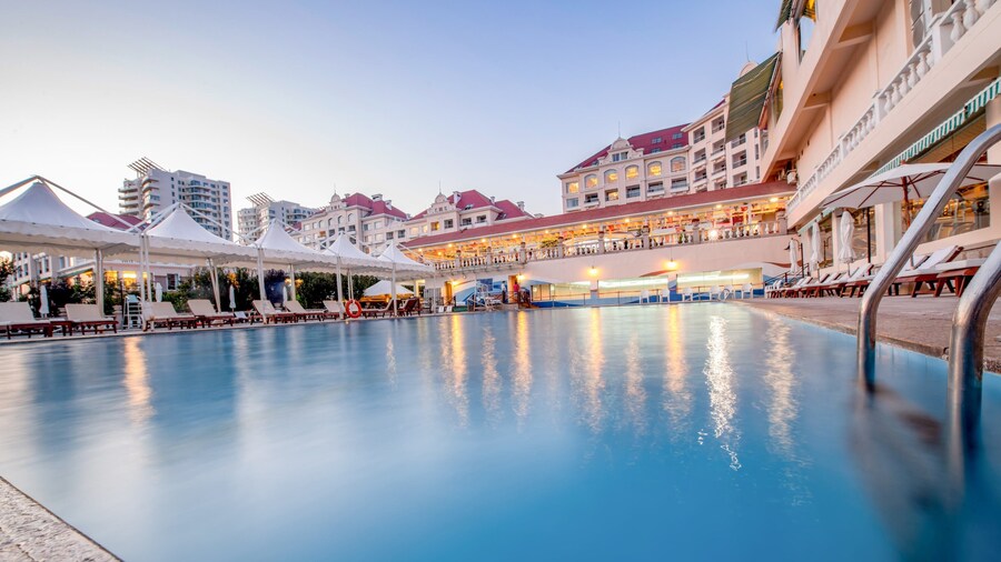Qingdao Seaview Garden Hotel