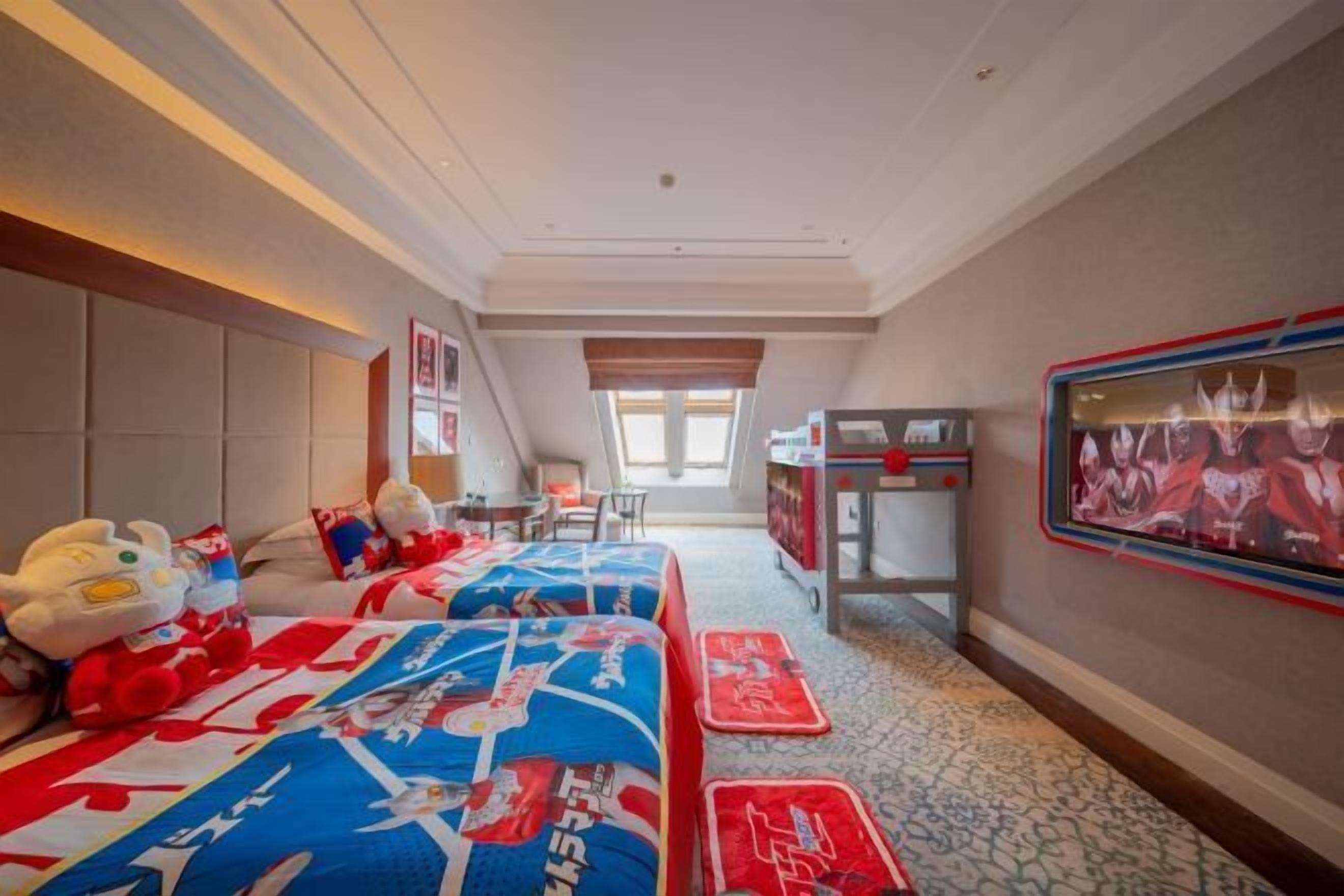 1 多间卧室、迷你吧、客房内保险箱、办公桌