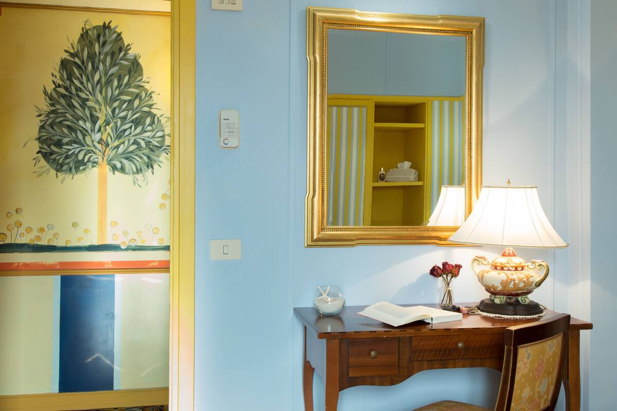 Classic Double Room | Minibar, soundproofing, cribs (surcharge), WiFi (free)