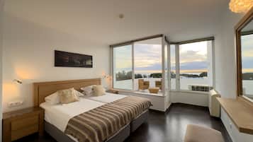 Superior Apartment, 2 Bedrooms | Laptop workspace, blackout drapes, iron/ironing board, free WiFi